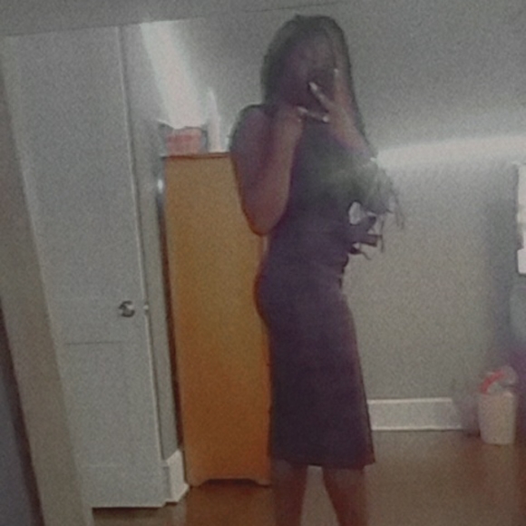 Brown slim fitting dress - Picture 3 of 4